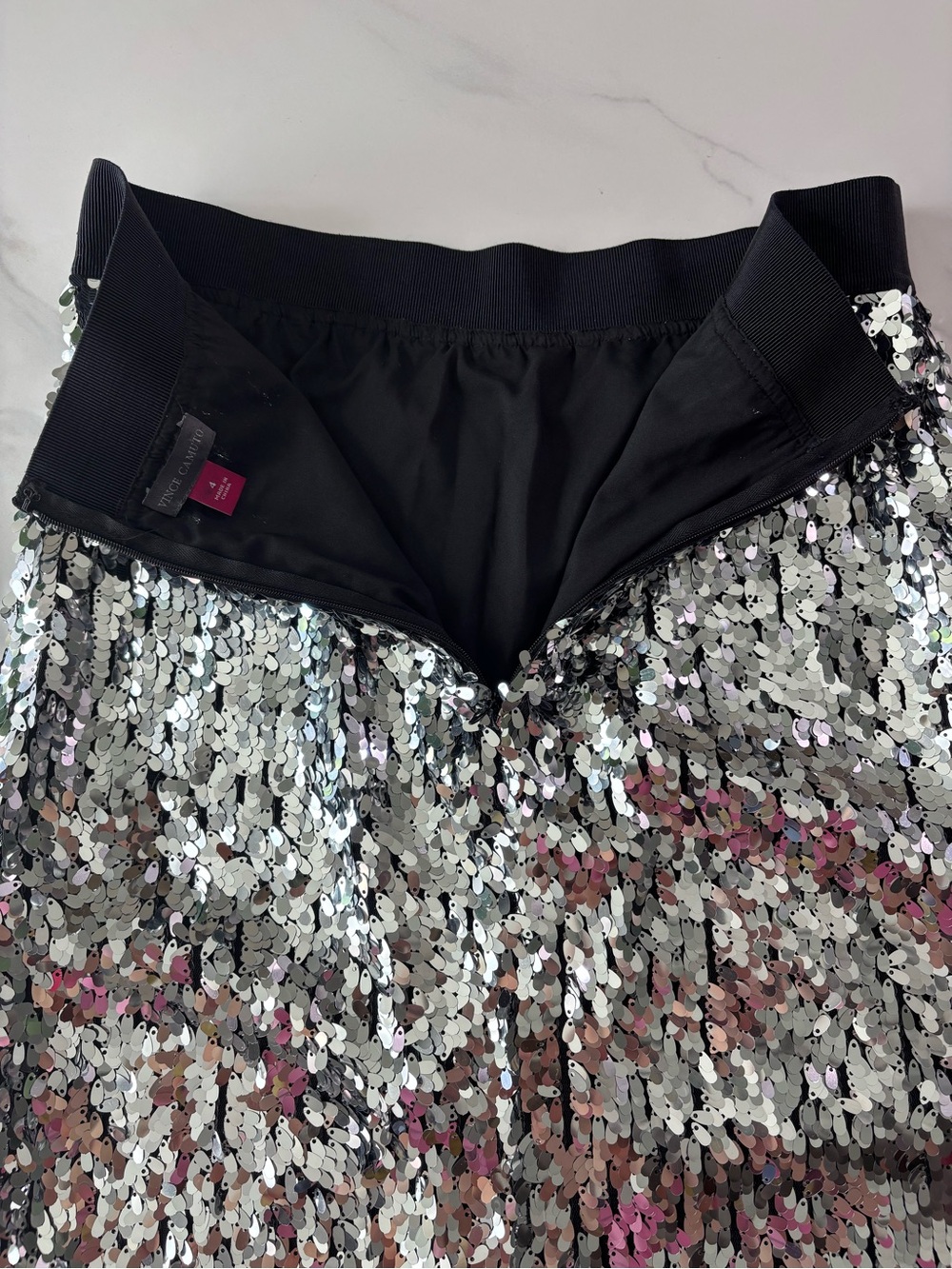Vince Camuto Silver Sequin Skirt Sz S - Picture 6 of 10